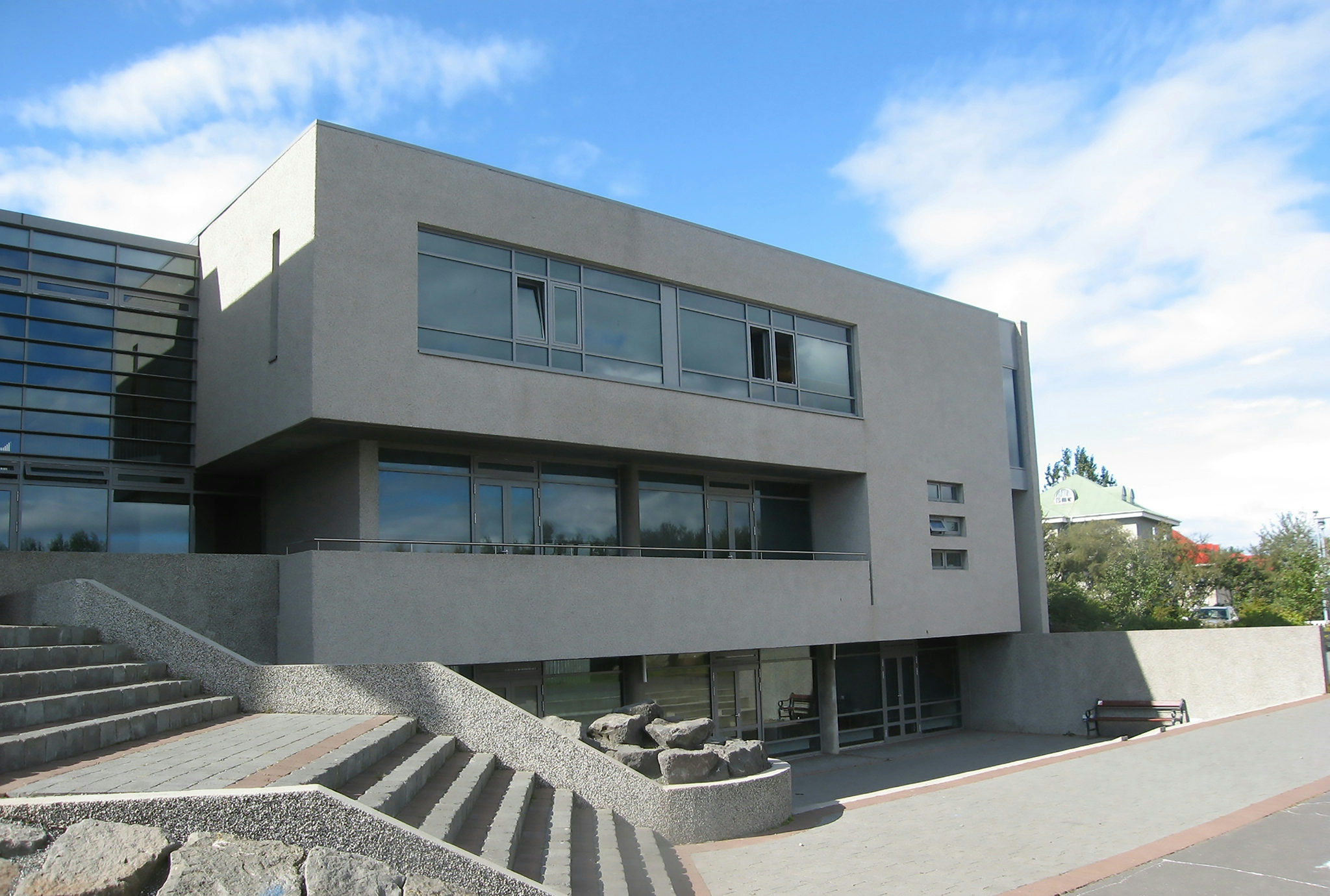 Extension to Laugarnes-school in Reykjavik - 1. prize in competition 2003. 
