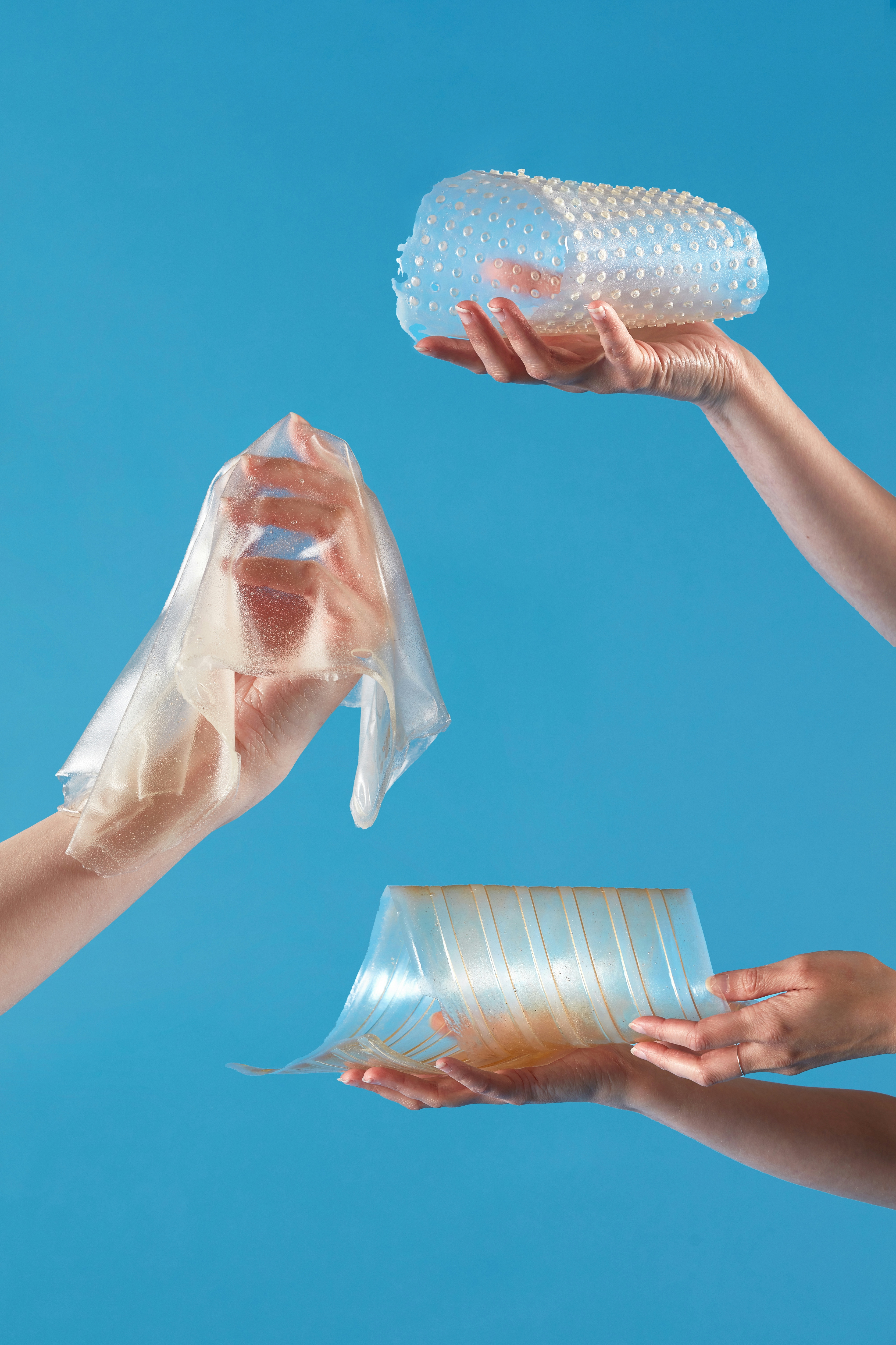 Bioplastic Skin is a biodegradable packaging for meat made out of the skin of the animal itself. 